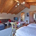 Haus Almfrieden 3*