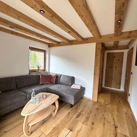 Haus Almfrieden 4*