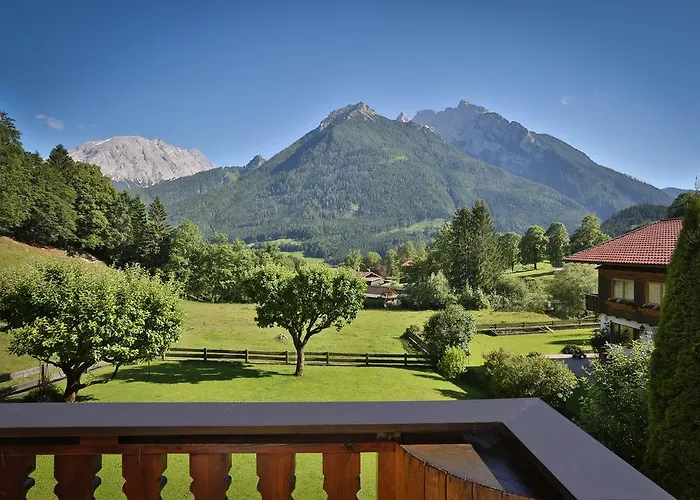 Haus Almfrieden 3*